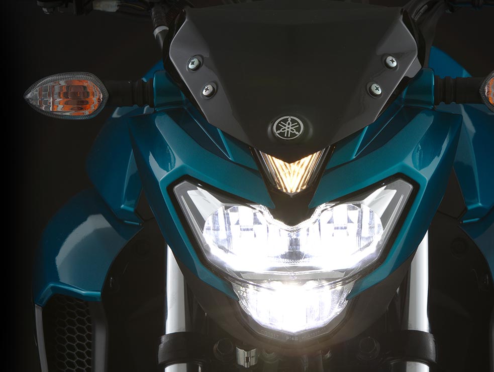 FZ25 Luces bajas